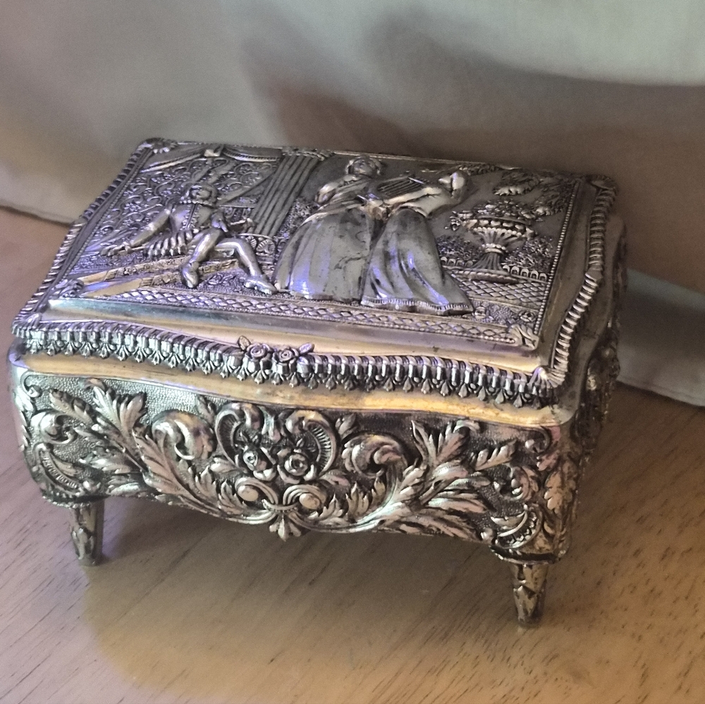 Ornate Vintage Silver Jewelry Music Box